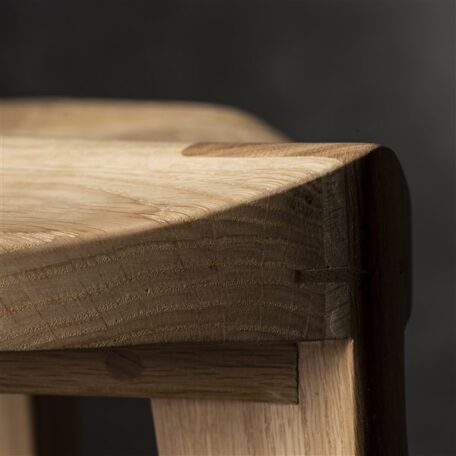 Oak barska stolica