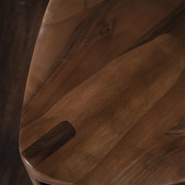 Walnut carved 45 (19) Minimalistička drvena hoklica Hikari Terca sa ručno izdubljenim ergonomskim sedištem od parenog oraha