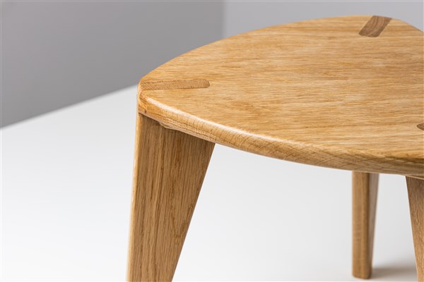 meda furniture 3 (54) Drvena hoklica Hrast S30