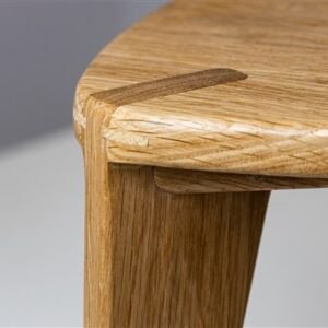 Drvena hoklica Hrast S30