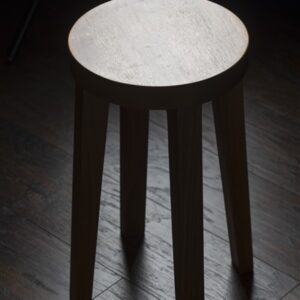 Orahov krug – pomoćni stočić