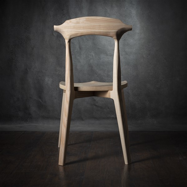 Takumi – ručno rađena drvena stolica od jasena Takumi – ručno rađena drvena stolica od jasena