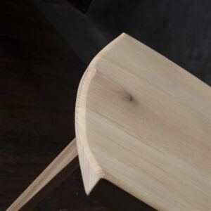 Takumi – ručno rađena drvena stolica od jasena