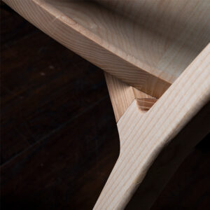 Takumi – ručno rađena drvena stolica od jasena