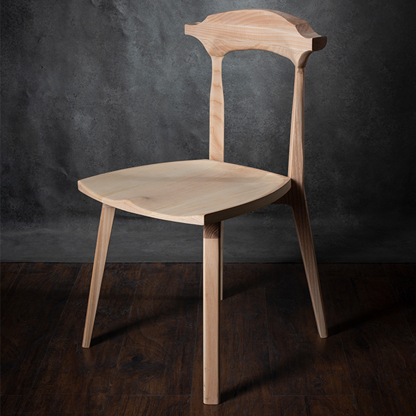 Takumi Takumi – ručno rađena drvena stolica od jasena