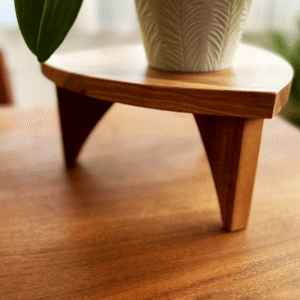 drveno postolje za cveće od punog drveta