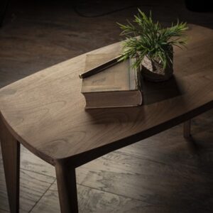 Drveni stočić Nora od oraha 70x40x45 cm – japandi dizajn, Meda Furniture