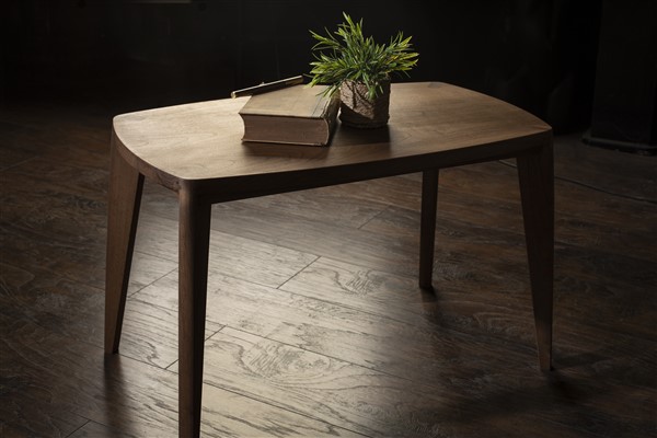 Drveni stočić Nora – 70×40×45 cm | Meda Furniture Drveni stočić Nora od oraha 70x40x45 cm – japandi dizajn, Meda Furniture